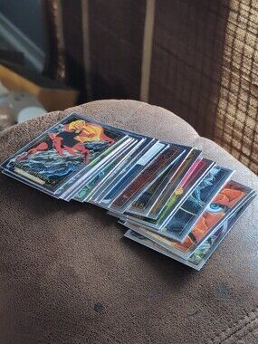 🍁19 card- Marvel Masterpieces 92 platinum set